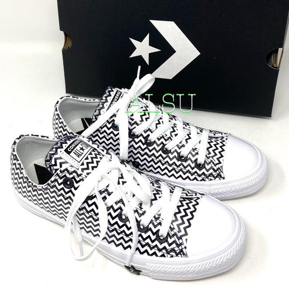 🌸SALE🌸 Converse Ctas Low Top Leather White Black Sneaker Womens Size 7 565367C - Picture 9 of 10